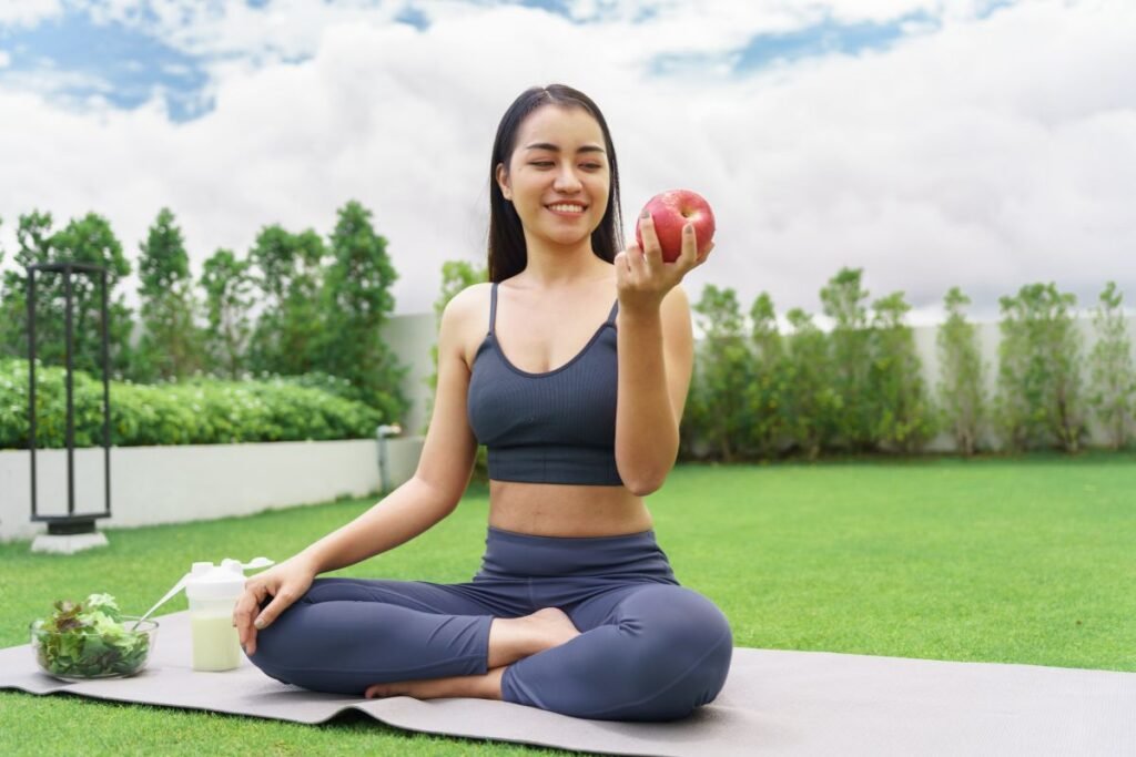 Alimentación equilibrada y entrenamiento para adelgazar la cara reduciendo grasa corporal