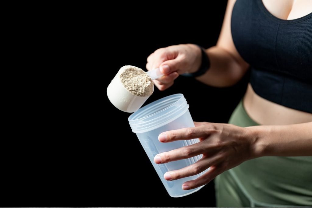 comparación nutricional entre whey isolate y whey concentrada