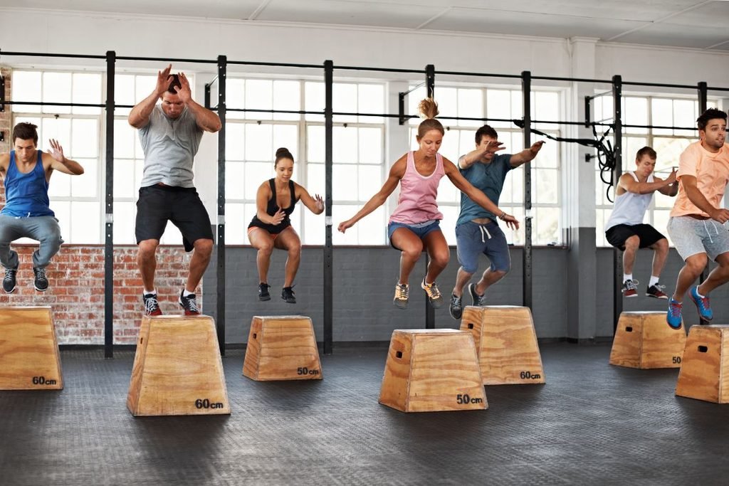 entrenamiento de fuerza y cardio para perder grasa abdominal